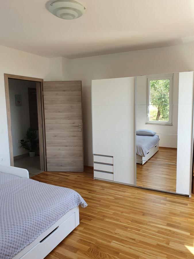 איזולה Apartma Zdenko מראה חיצוני תמונה